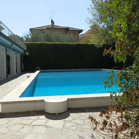 Nautic Hotel 3*