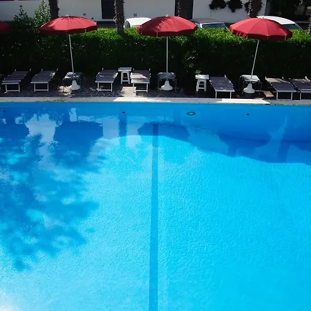 Nautic Hotel